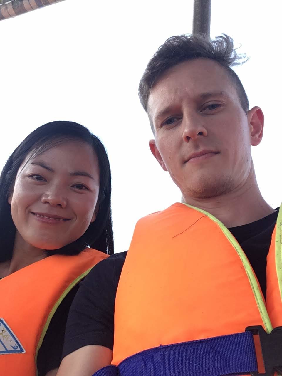 Hubi with a friend in Ha Long Bay, Vietnam