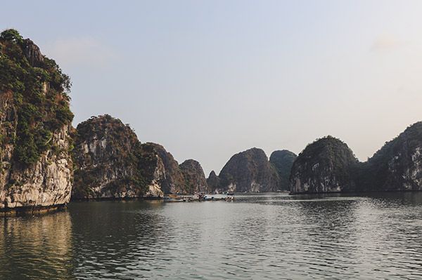 Ha Long Bay thumbnail