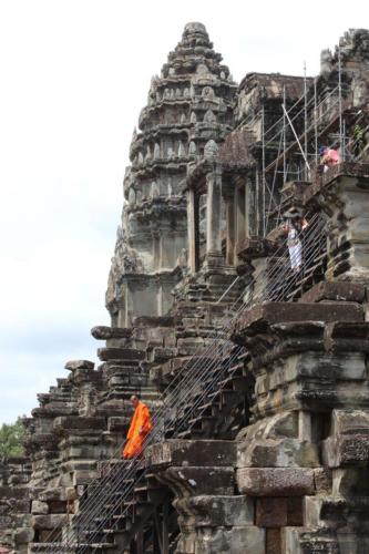 Angkor Wat Inner Courtyard - Hubiwise Travels - Shot 4