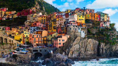 Hubiwise Travel in  Cinque Terre, Manarola, Italy