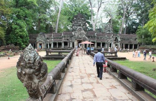 Ta Phrom Temple - Hubiwise Travels - Shot 9